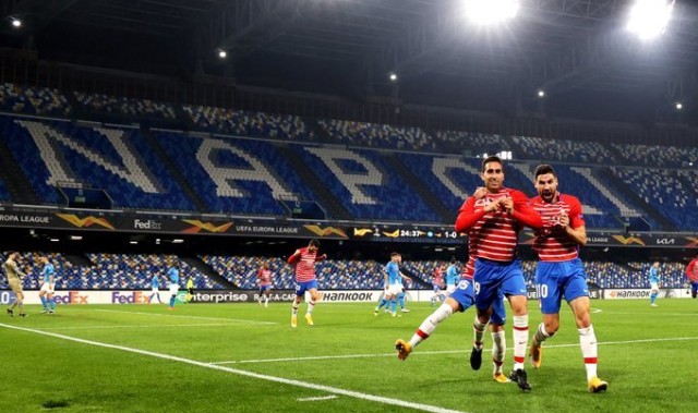  那不勒斯控球打法碾压对手，泽林斯基穿针引线主导胜势